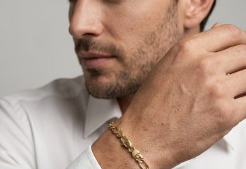 Homens também usam semijoias: entenda a tendência que cresce a cada ano